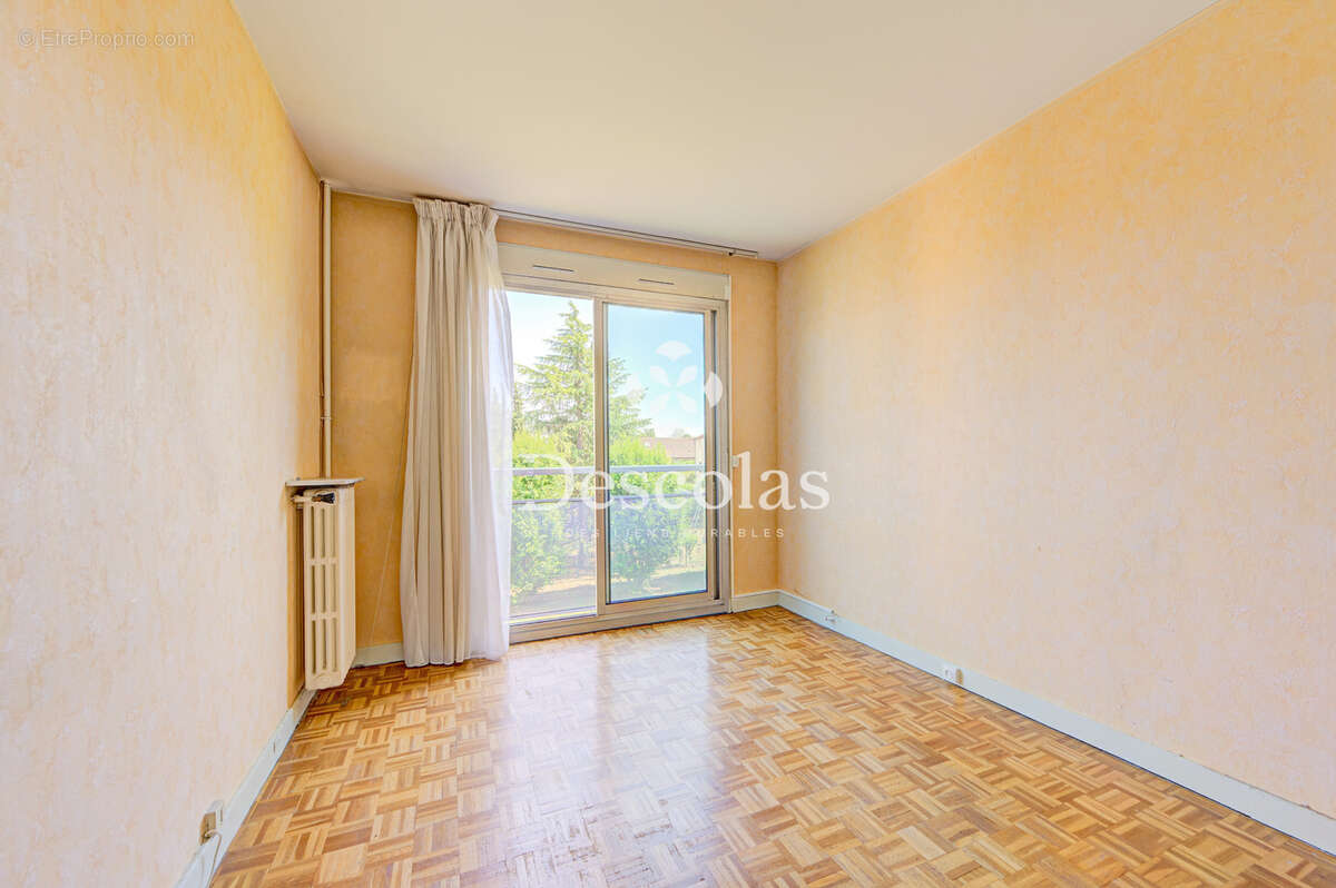 Appartement - 116 m2 - 5 pièces - photo 10