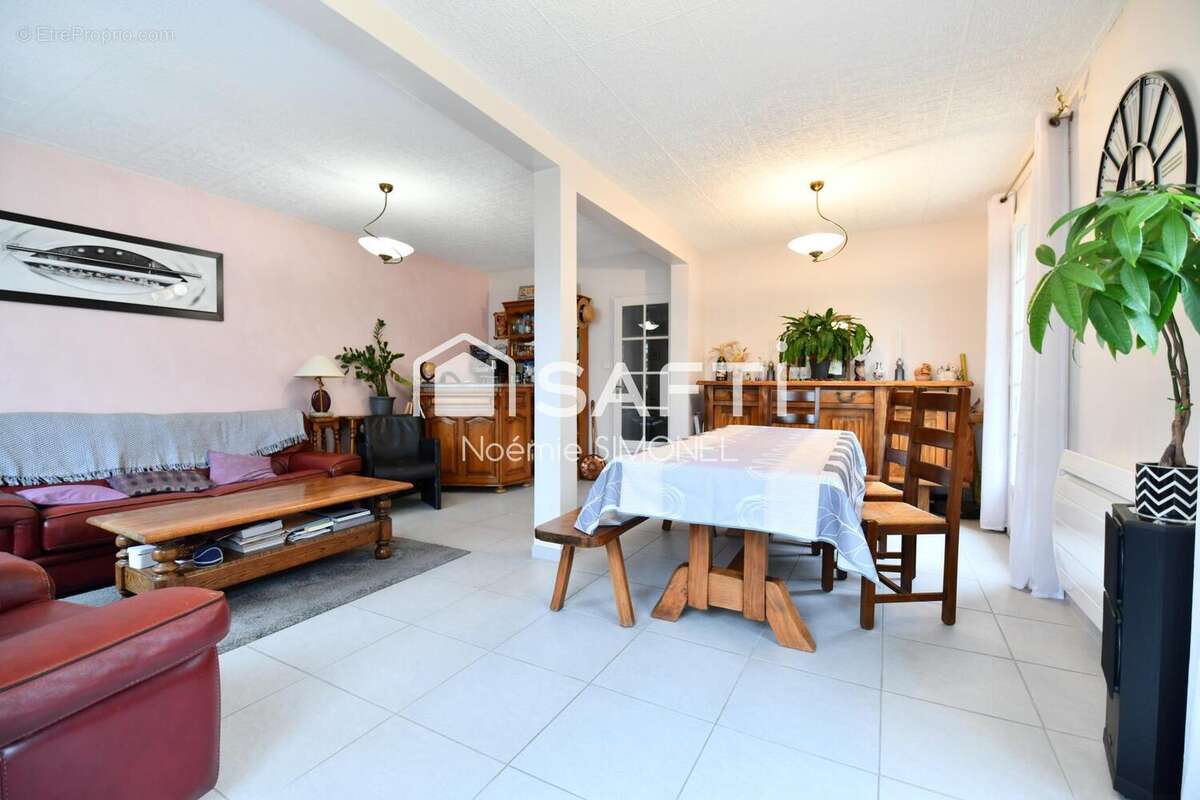 Photo 4 - Maison à MORANGIS