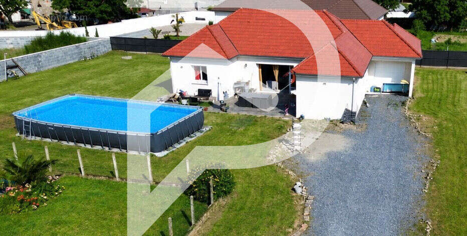 Maison à MASLACQ