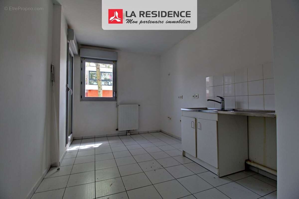 Appartement 81 m² à Cergy  - photo 3