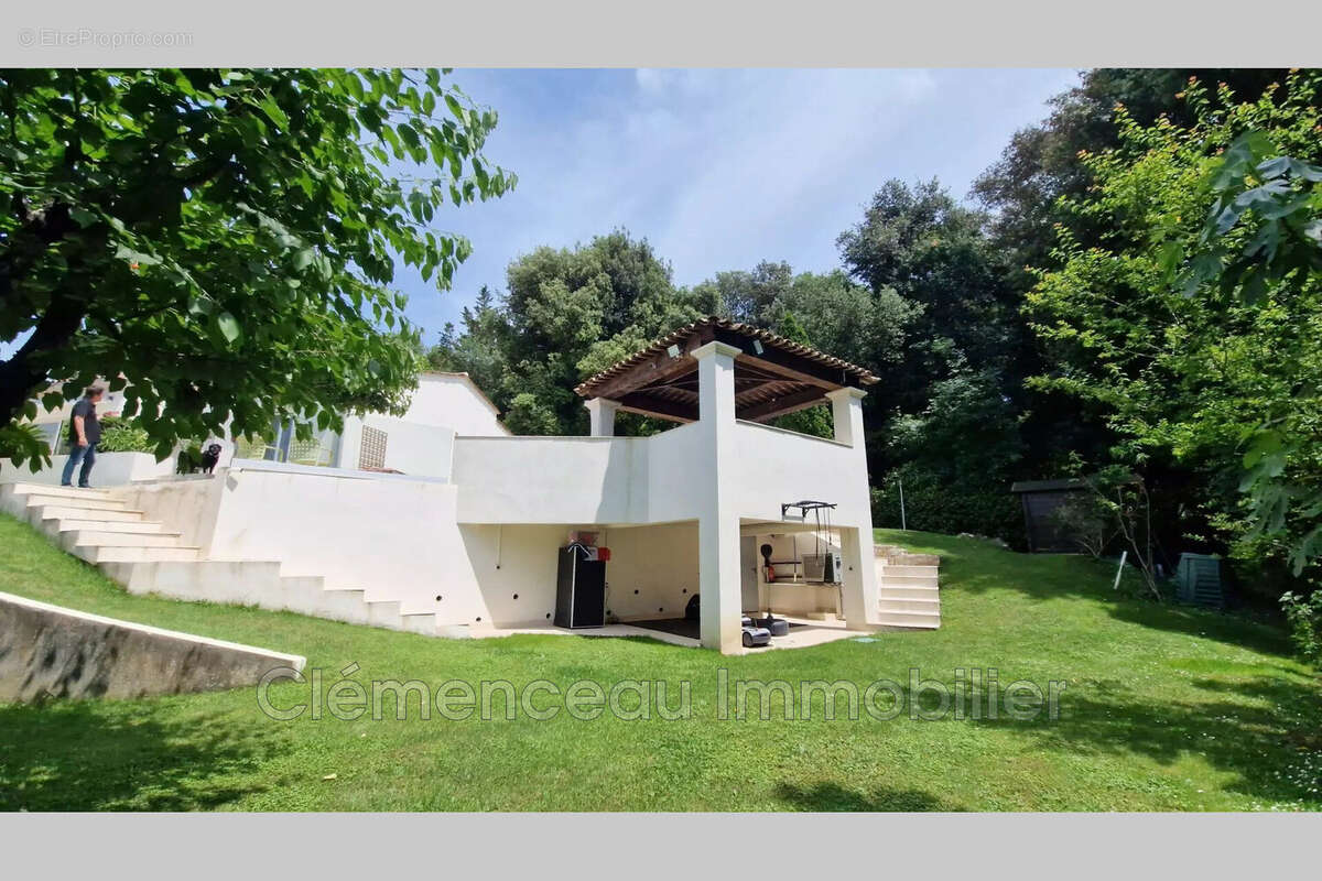 Maison à LA COLLE-SUR-LOUP