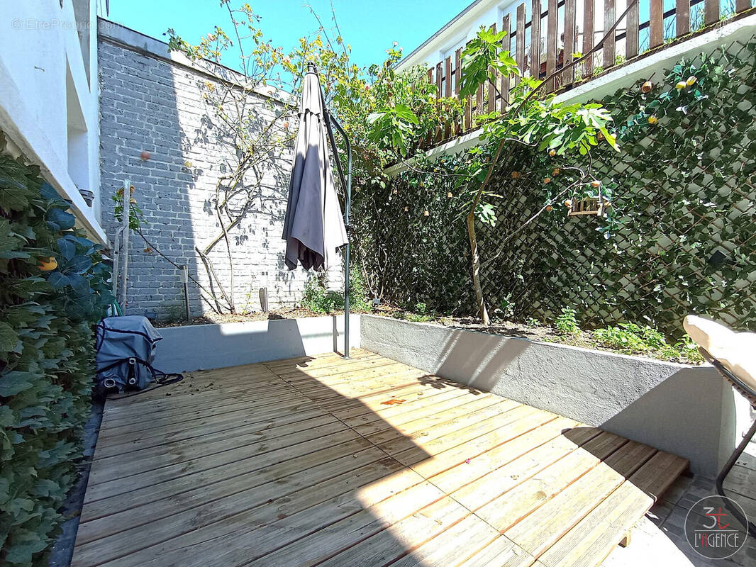 Appartement à FONTENAY-SOUS-BOIS