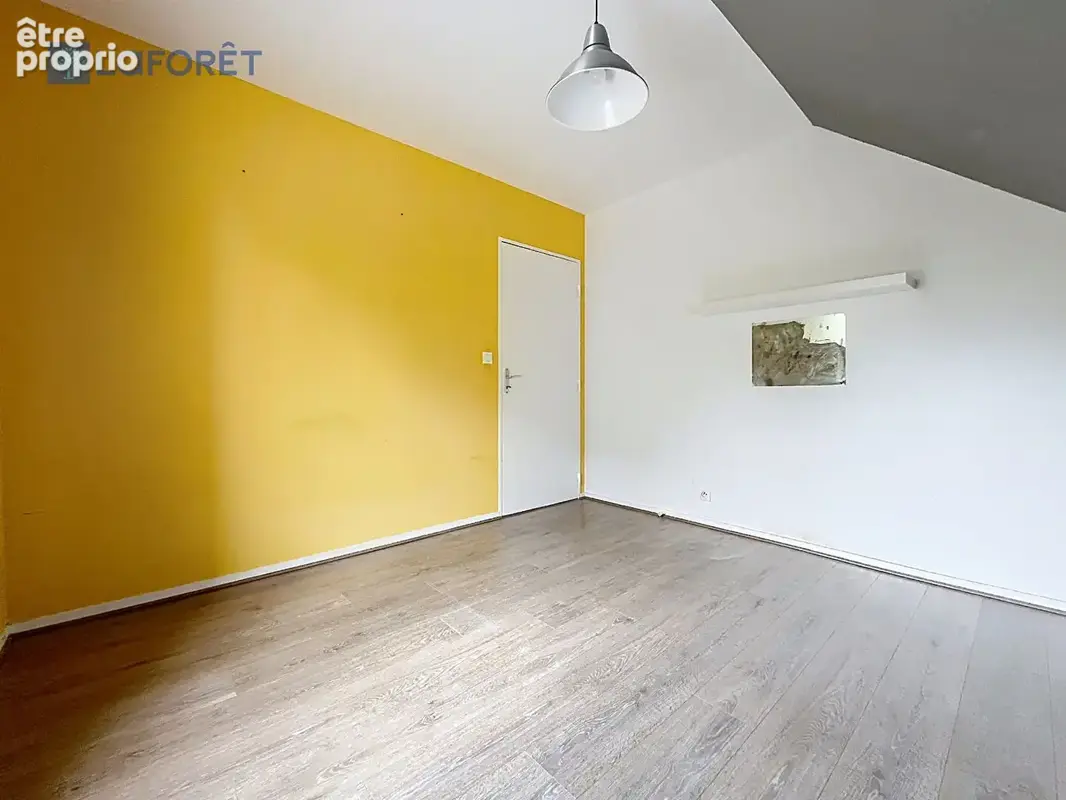 GUIDEL, Maison familiale de 5 chambres avec Vie de Plain Pied, jardin paysagé, et Centre Ville à pieds - photo 17