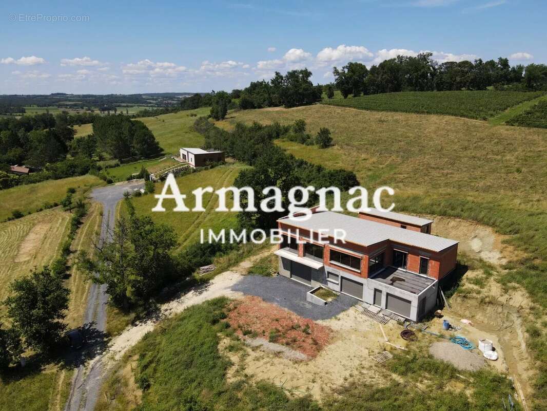 Maison à LAGRAULET-DU-GERS