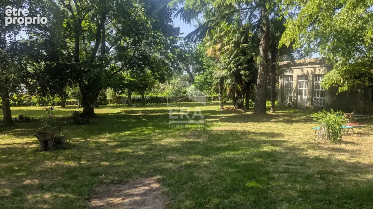 Demeure de caractère en pierre à 15 min de Niort. Dépendances & fort potentiel - photo 12