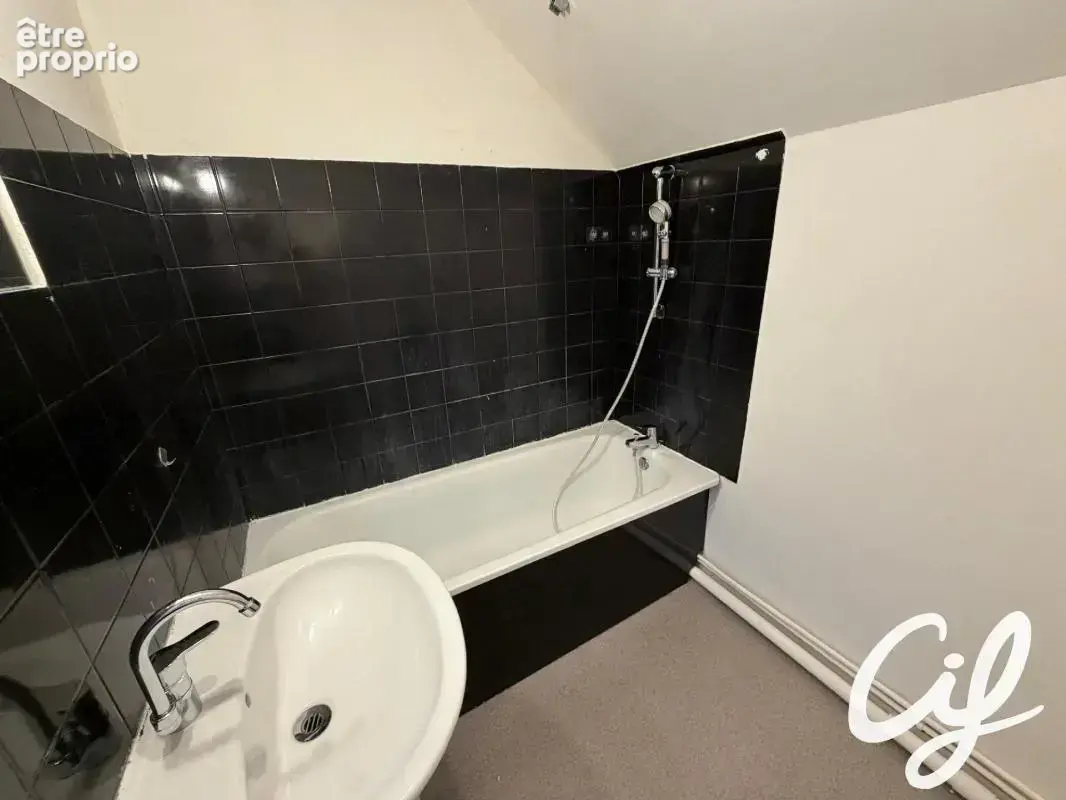 Maison T3 FECAMP - 66.88 m2  115 000 Euros - photo 6
