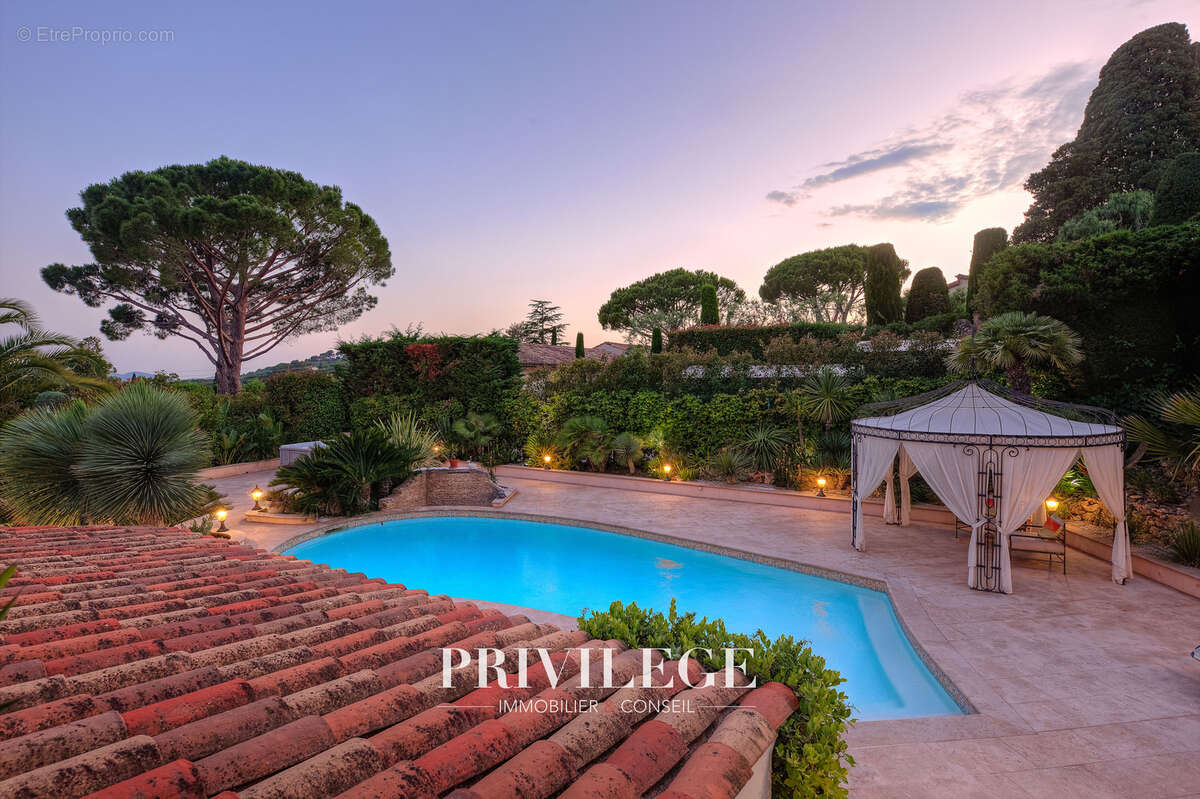 Maison à MOUGINS