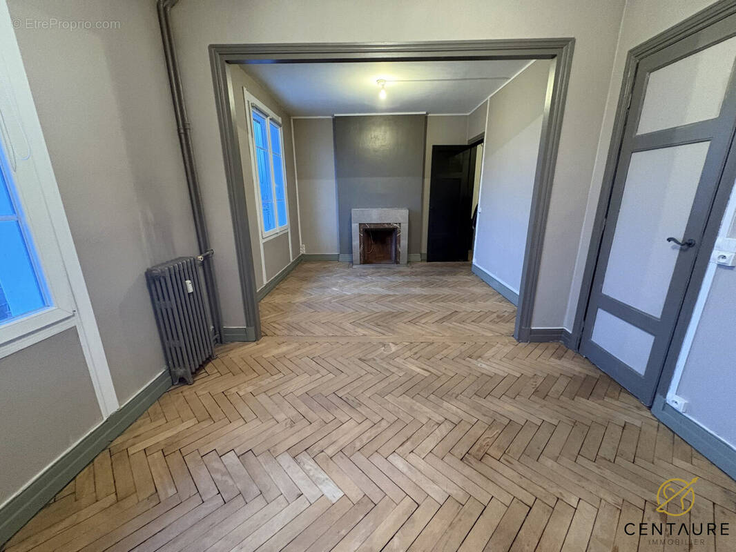 Appartement à MARCQ-EN-BAROEUL