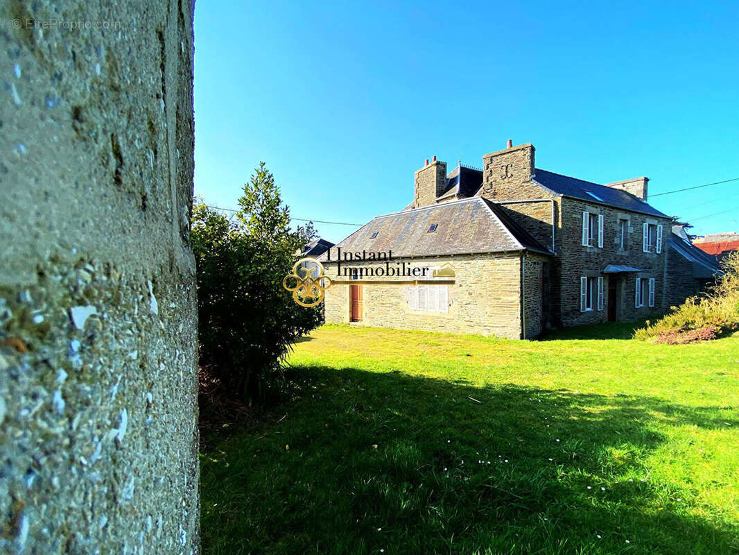 Maison à PLESTIN-LES-GREVES
