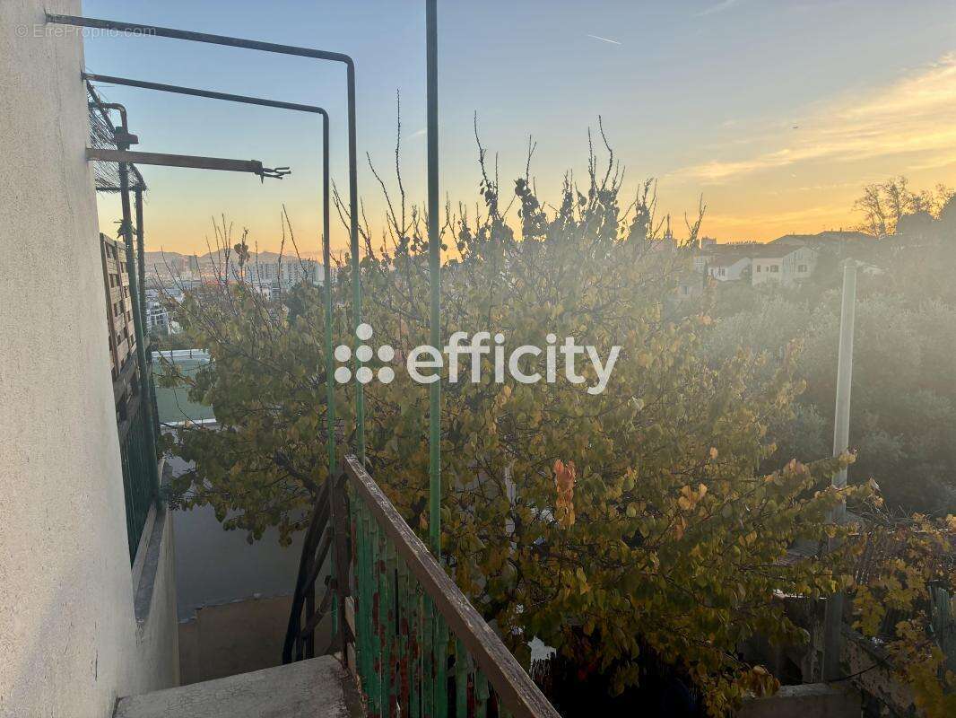 Appartement à MARSEILLE-15E