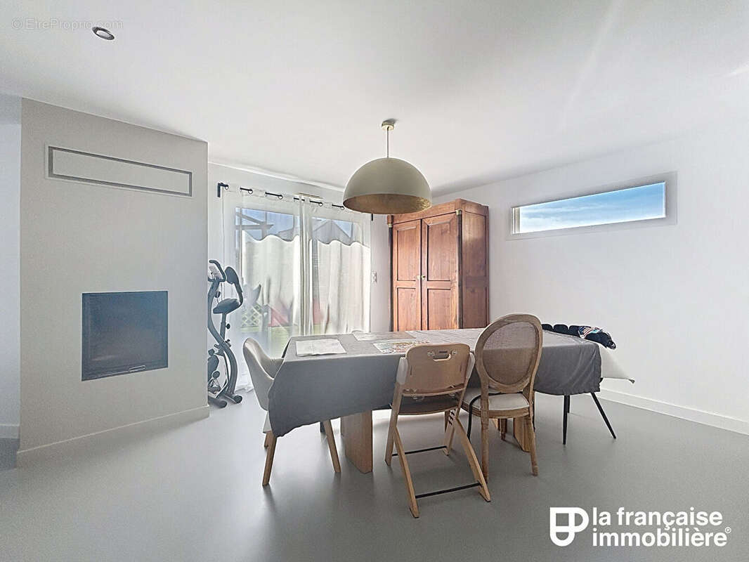 Maison à CHASNE-SUR-ILLET