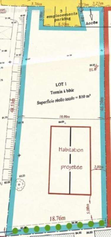 Terrain à LES LOGES