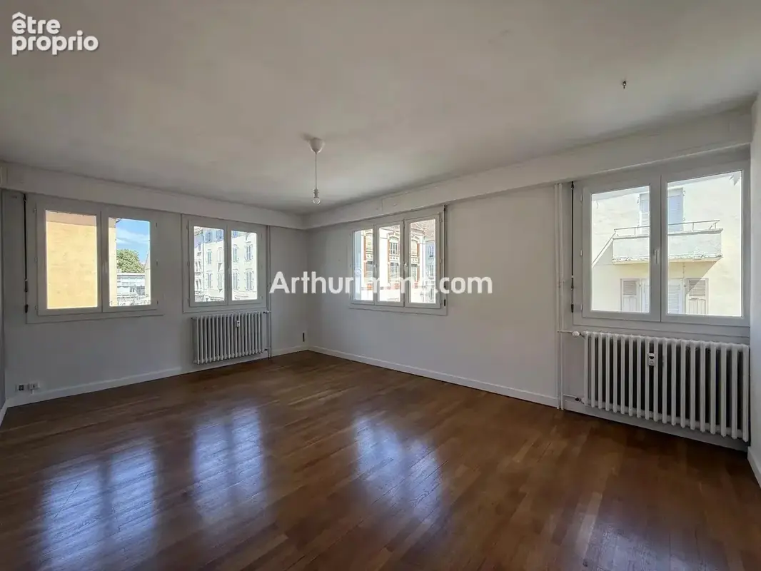 Appartement Centre Lons le Saunier - photo 1