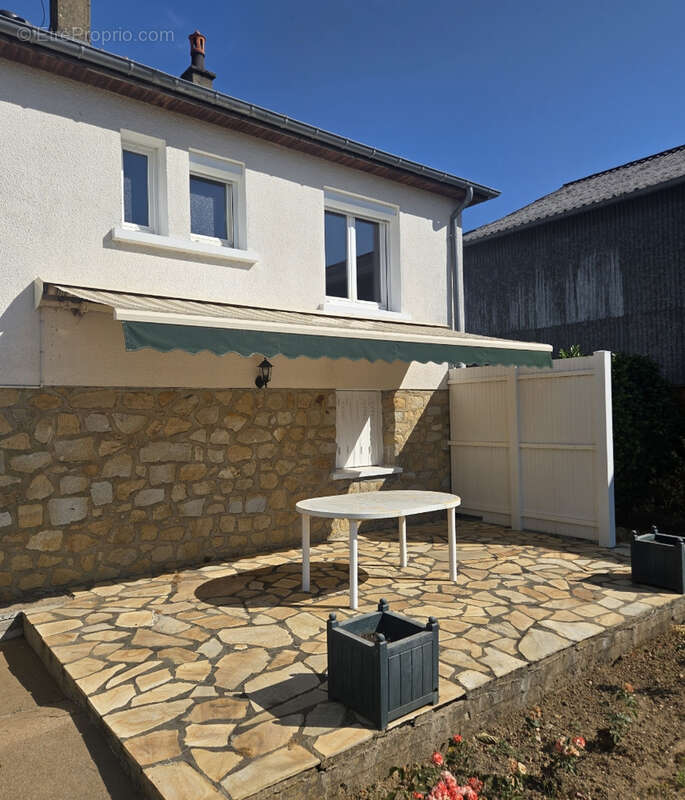 Pavillon très bon état sur sous sol indépendant, 2ch, 565m2 de terrain - photo 3