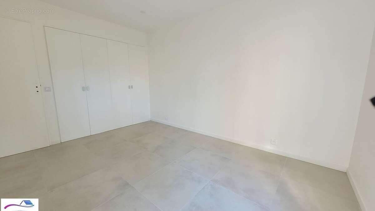Appartement à MANDELIEU-LA-NAPOULE