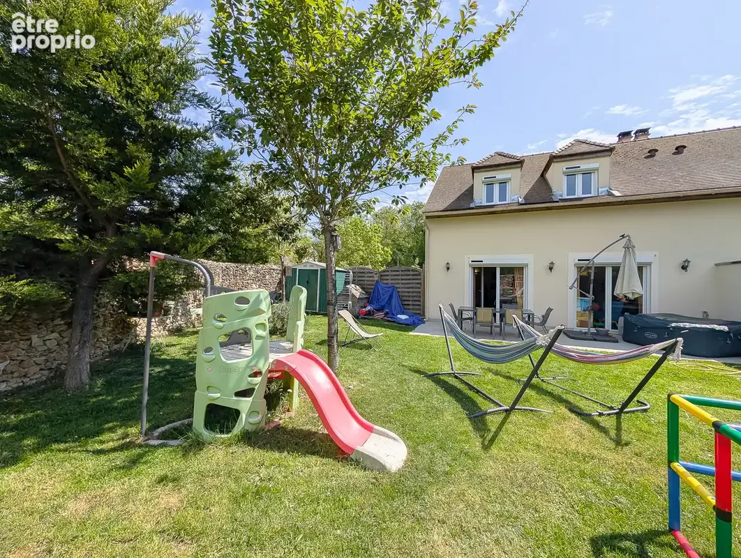 Photo Maison à Galluis au prix de 349 000€
