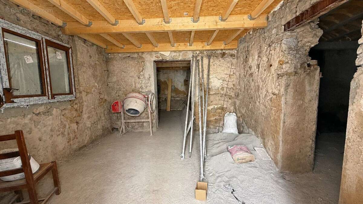 Vente Appartement Pourrieres(83910) 120 000ï¿œ - photo 5