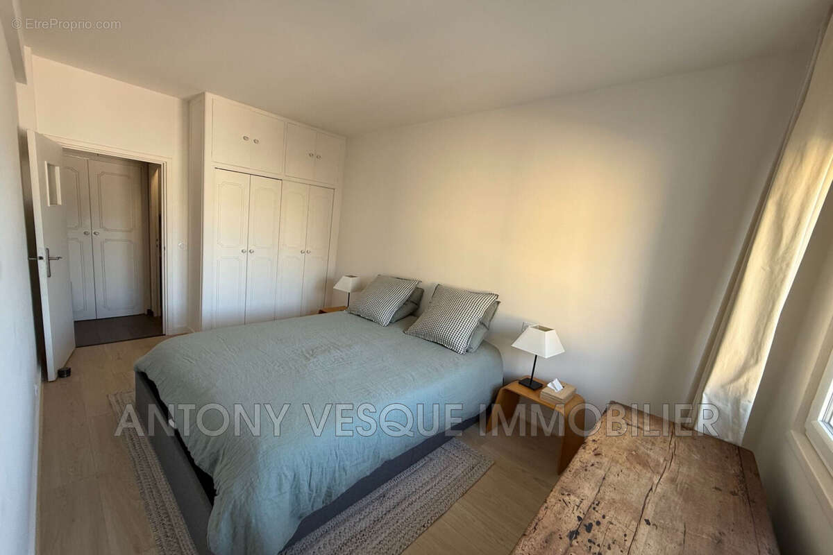 Appartement 70 m² à Agon-Coutainville  - photo 7