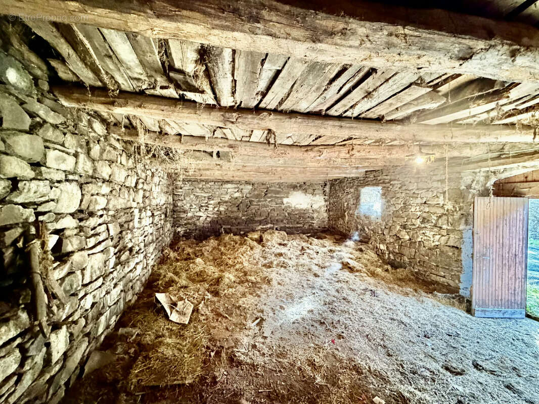 Maison à MAZOIRES