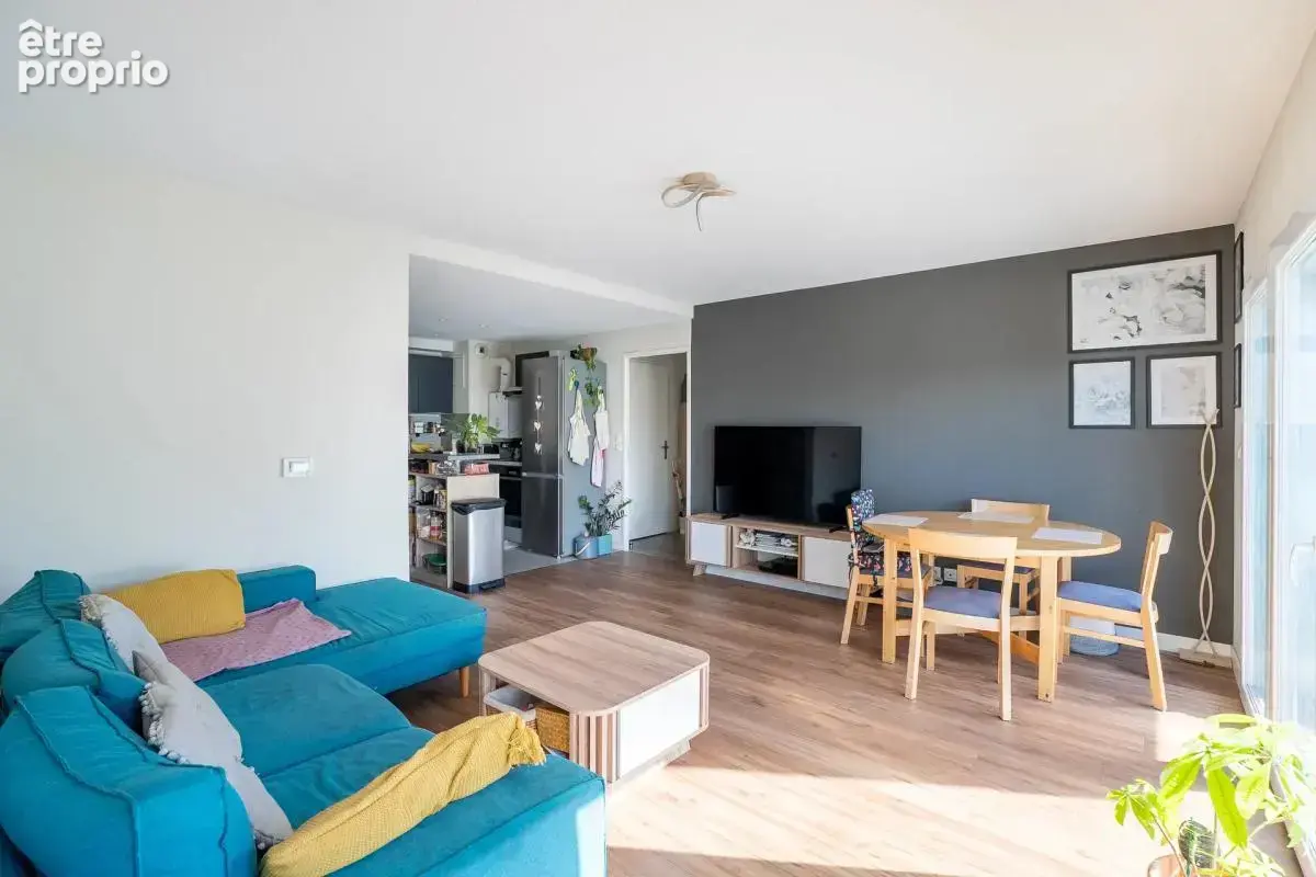 Photo Appartement à Cenon au prix de 259 000€