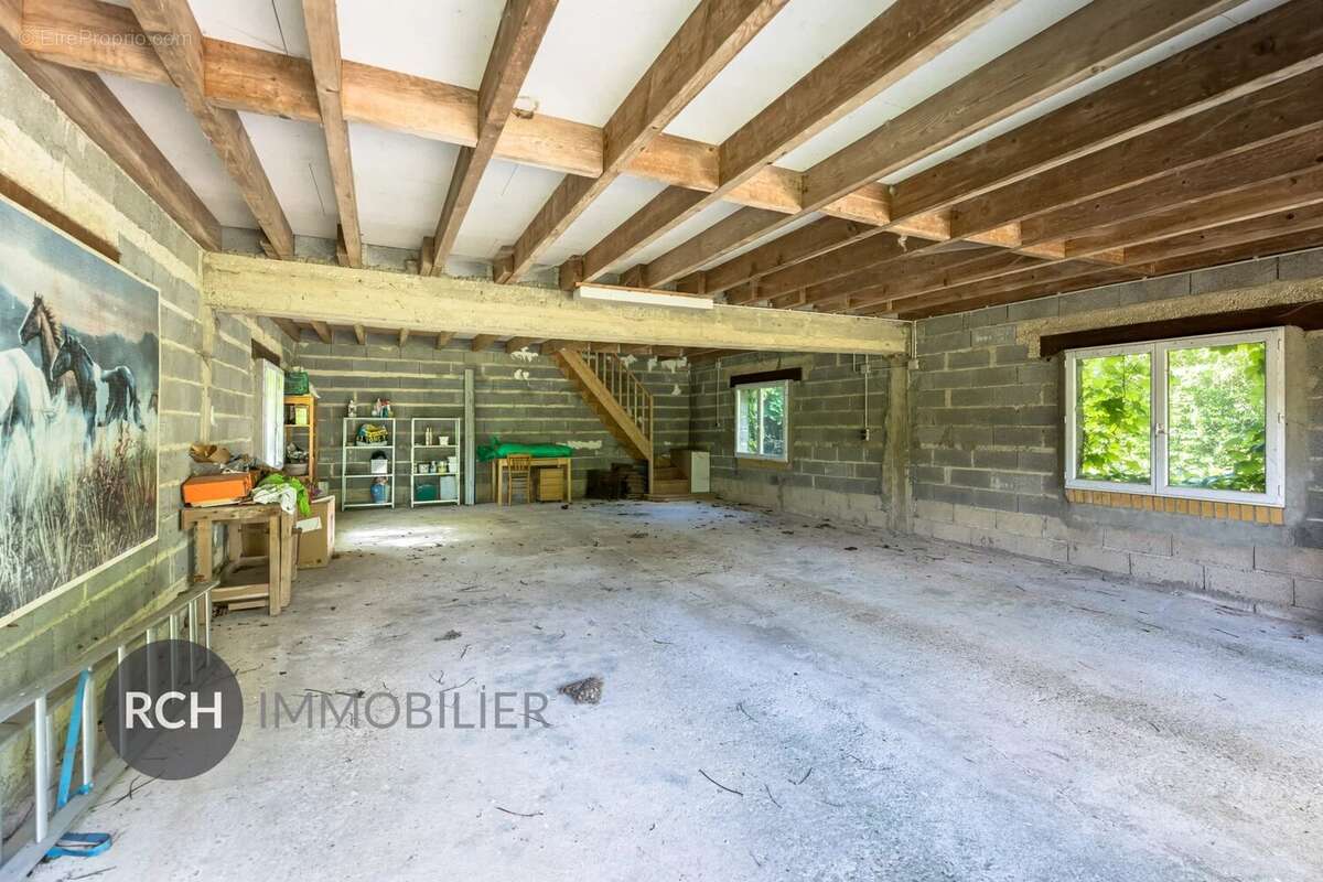 Maison à HOUDAN