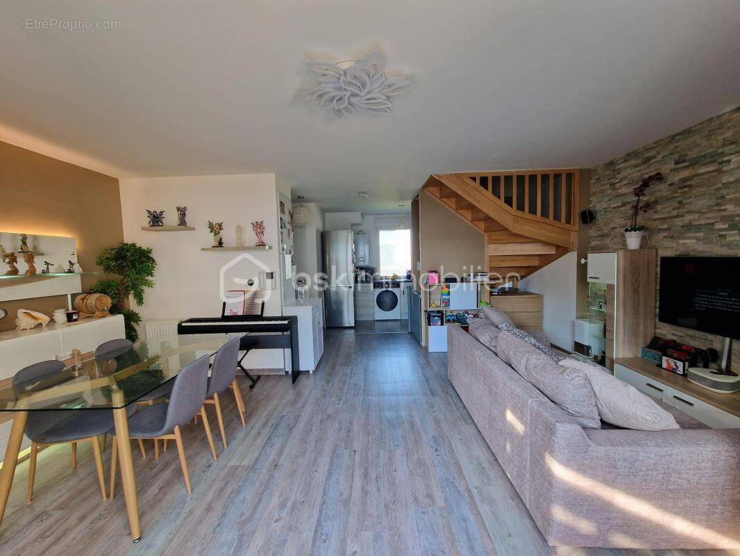 Appartement à MONTEVRAIN