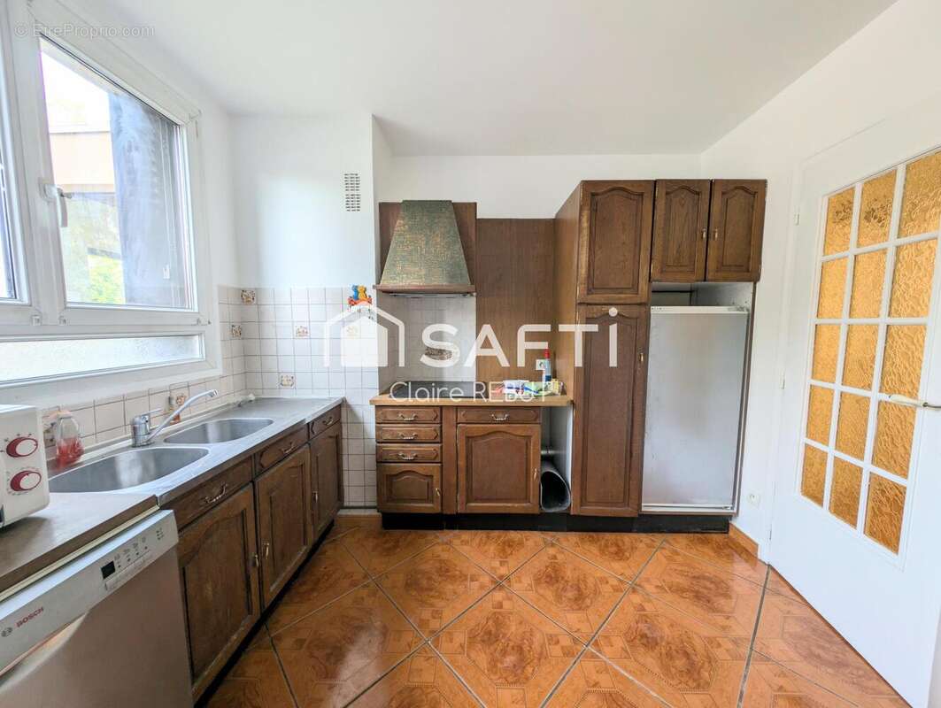 Photo 5 - Appartement à LIVRY-GARGAN