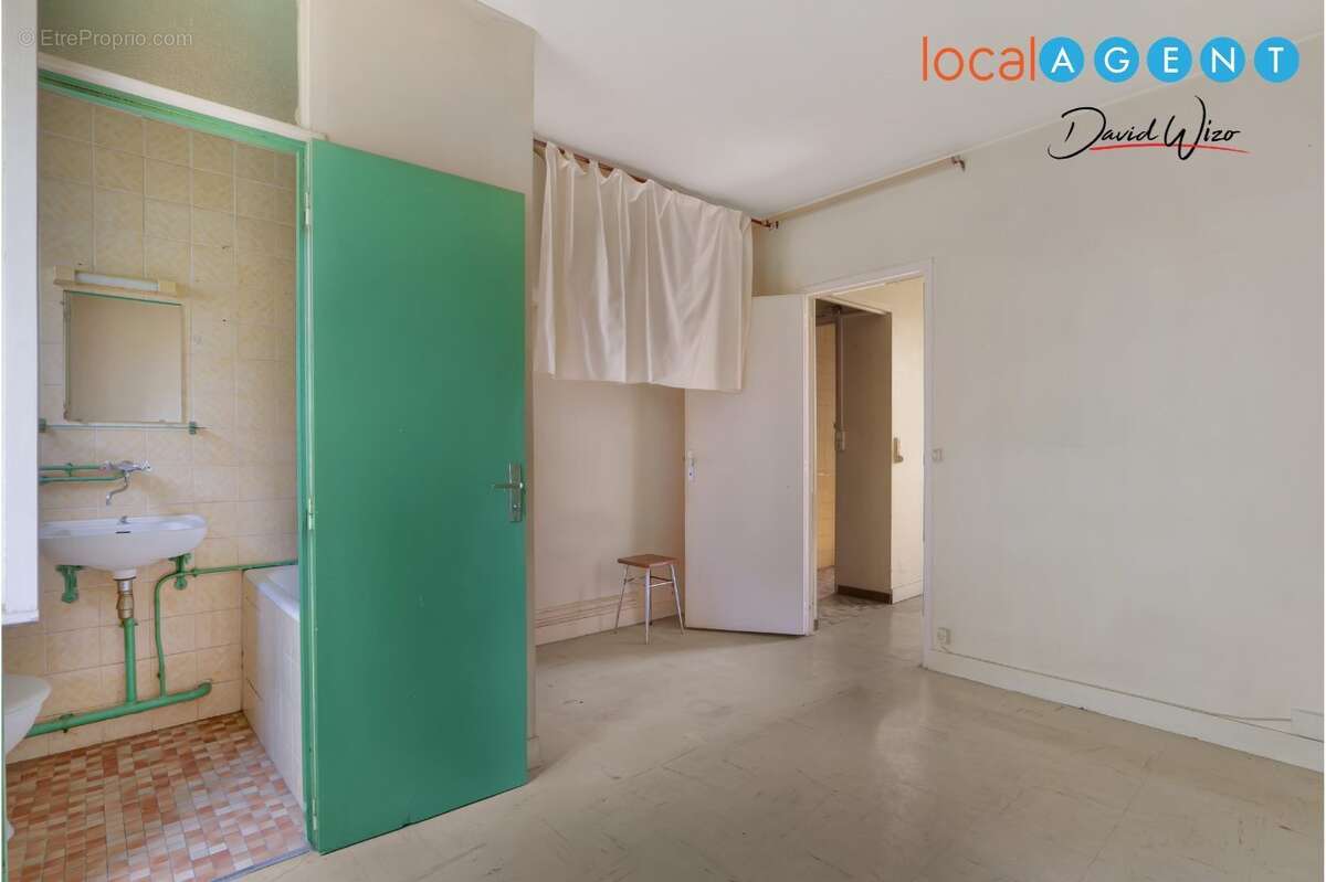 Appartement à PARIS-20E