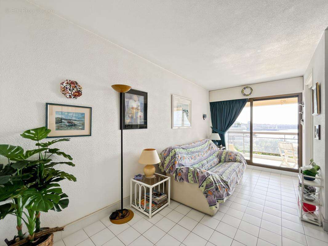 Appartement à FREJUS