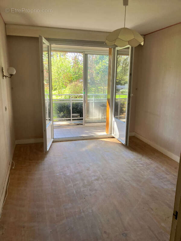 Appartement à SURESNES