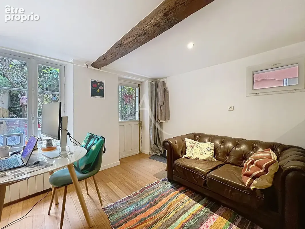 Appartement à PARIS-12E