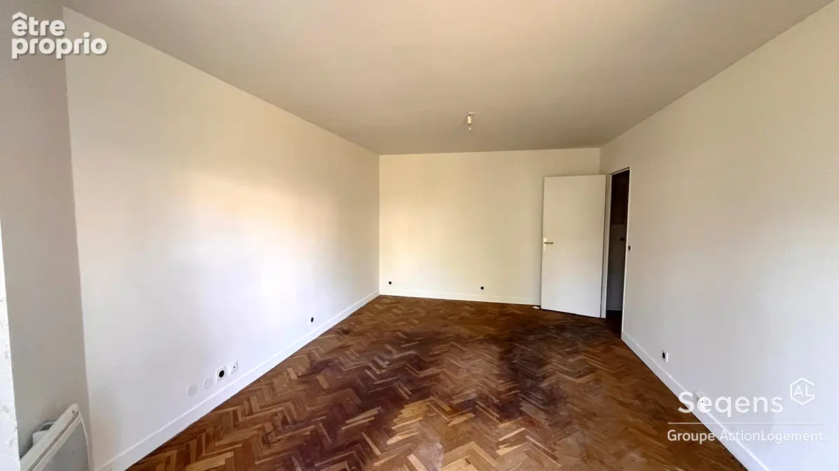 Studio de 30m² en rez de jardin avec terrasse et box en sous sol - photo 6