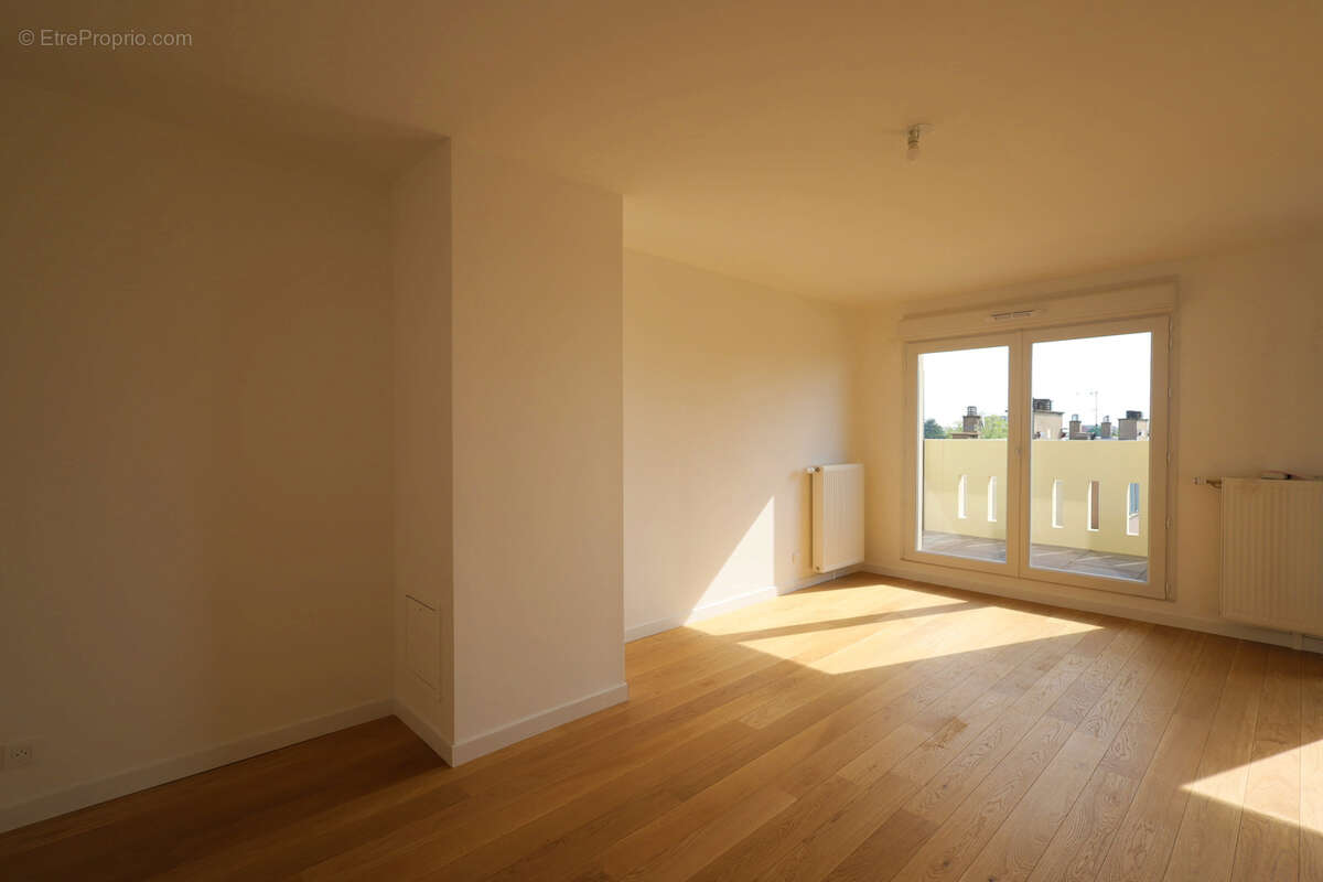 Appartement à LE PLESSIS-ROBINSON