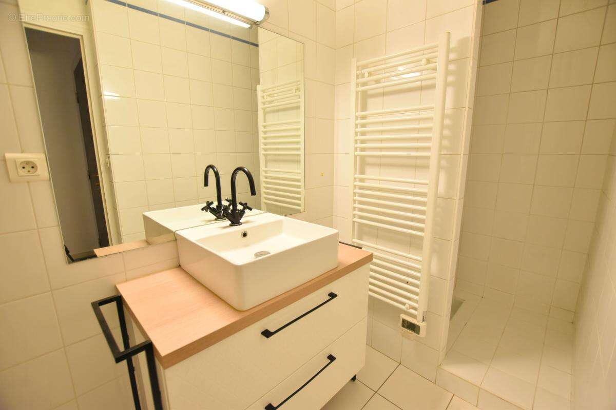 Appartement à TASSIN-LA-DEMI-LUNE