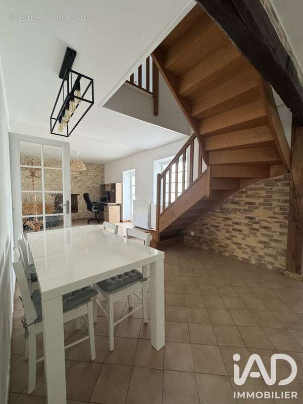Photo 3 - Maison à TROUY