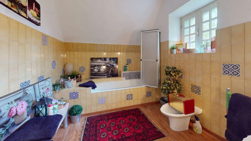 Maison à LOGONNA-DAOULAS