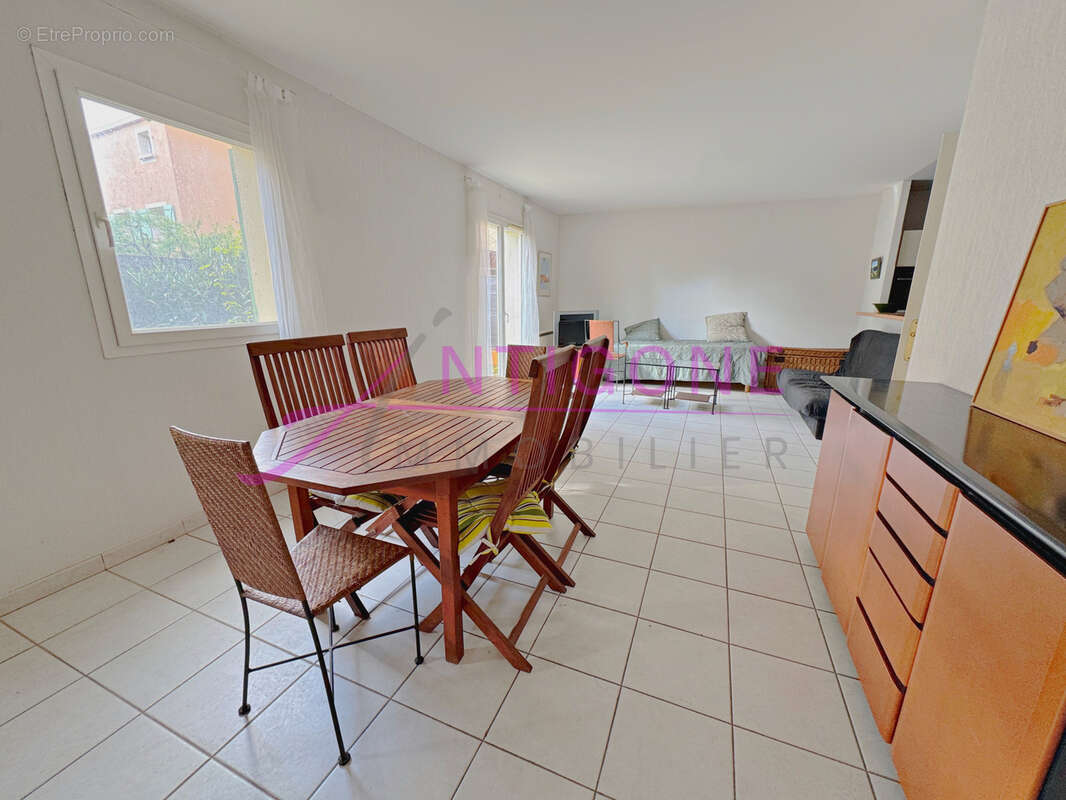 Appartement à SANARY-SUR-MER