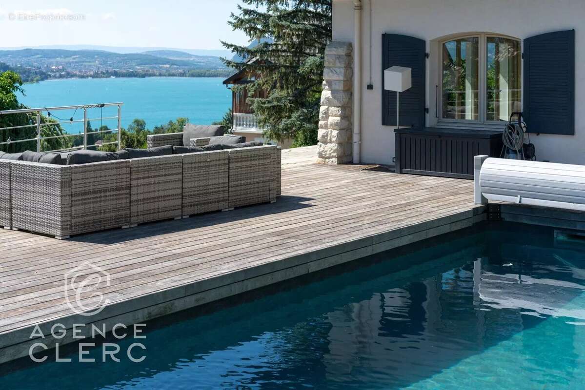 Maison à VEYRIER-DU-LAC