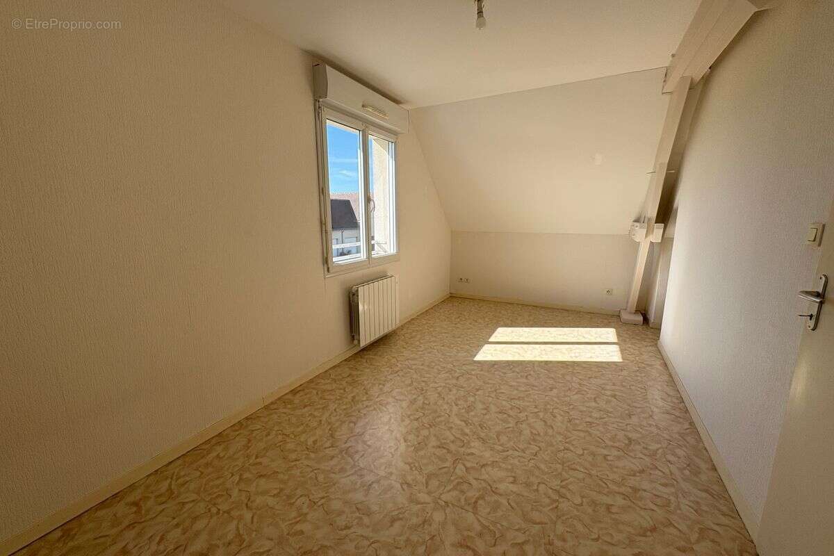 Theneuil - maison T4 - photo 7