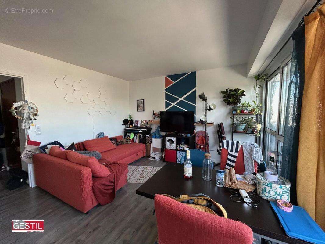 Appartement à PONTOISE