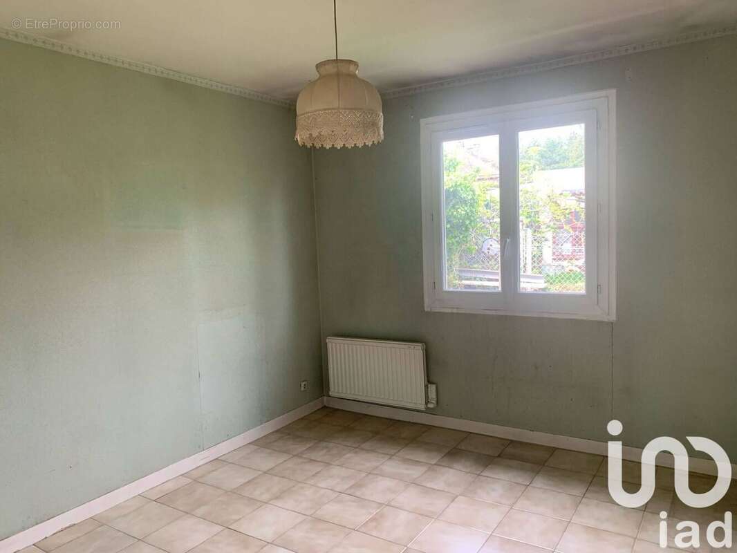 Photo 7 - Maison à DECINES-CHARPIEU