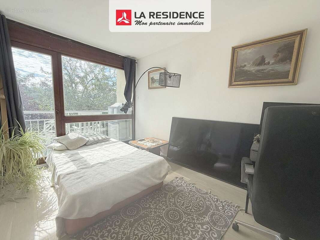 Appartement 77 m² à Velizy-Villacoublay  - photo 3