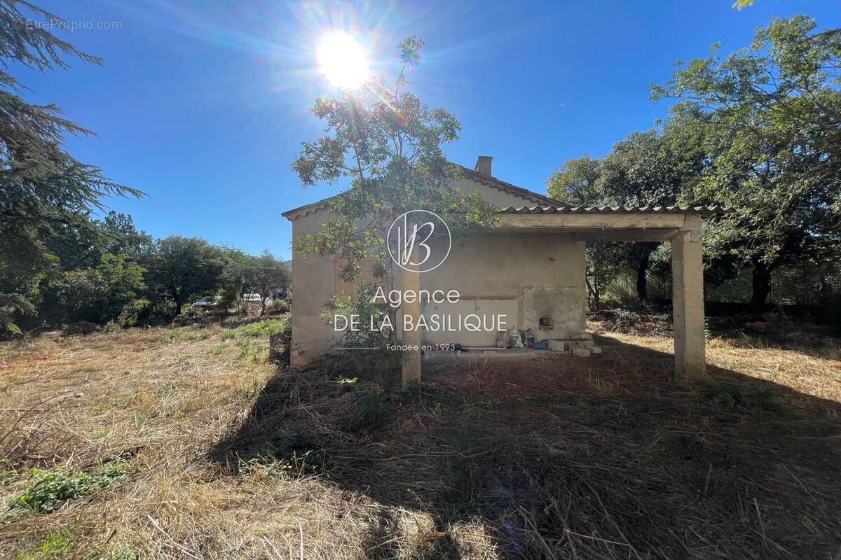 Maison à SAINT-MAXIMIN-LA-SAINTE-BAUME