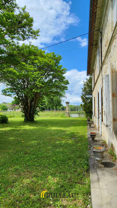 Maison à SALIGNAC