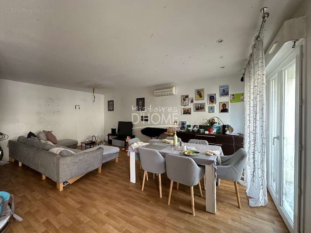 Appartement à LA FERTE-GAUCHER