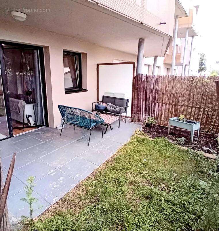 T3 de 65 m2 avec jardin privatif, terrasse, parking et cellier-Saint-Jacques-de-la-Lande - photo 8