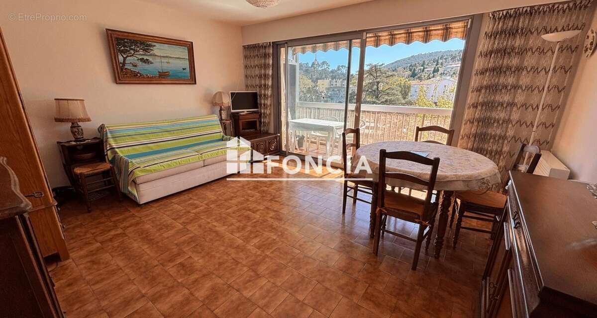 Appartement à HYERES