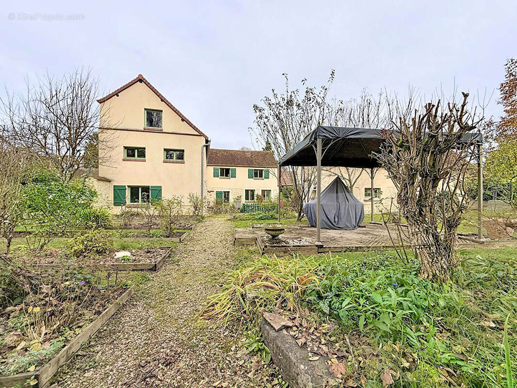 Maison à GALLARDON