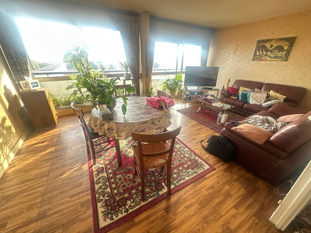 Appartement à SARCELLES