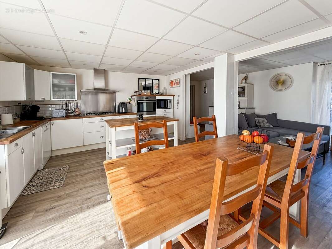 Maison à VILLENEUVE-TOLOSANE